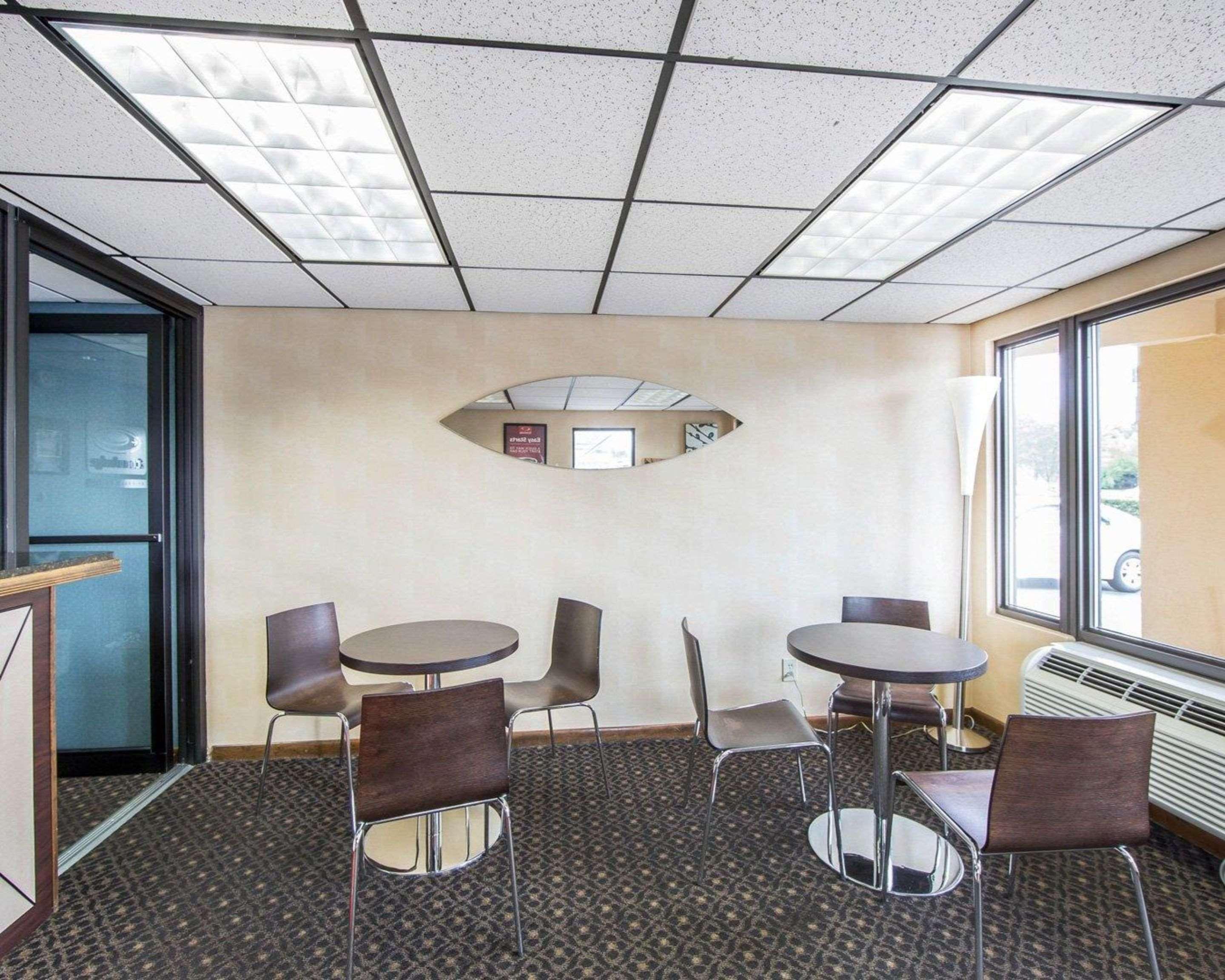 Econo Lodge North Νόξβιλ Εξωτερικό φωτογραφία